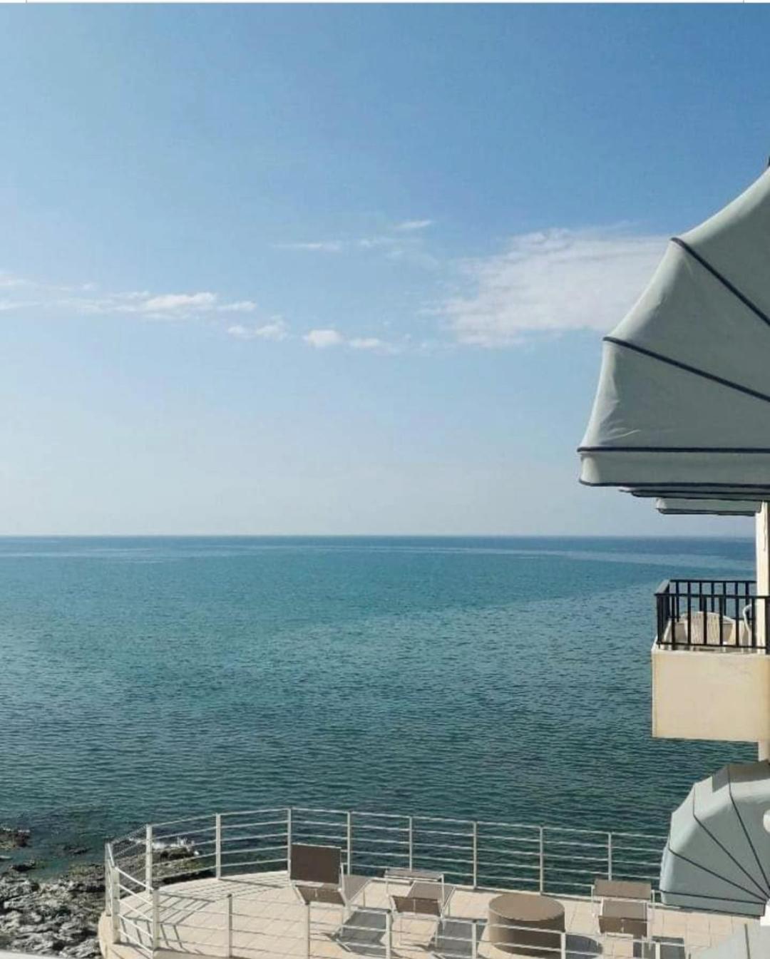 Hotel Acquamarina Донналуката Екстер'єр фото