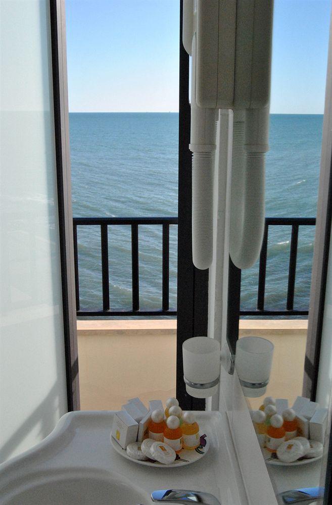 Hotel Acquamarina Донналуката Екстер'єр фото